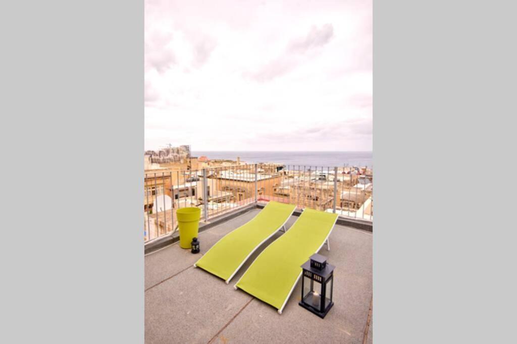 Valletta Art Penthouse With Seaview Exterior photo